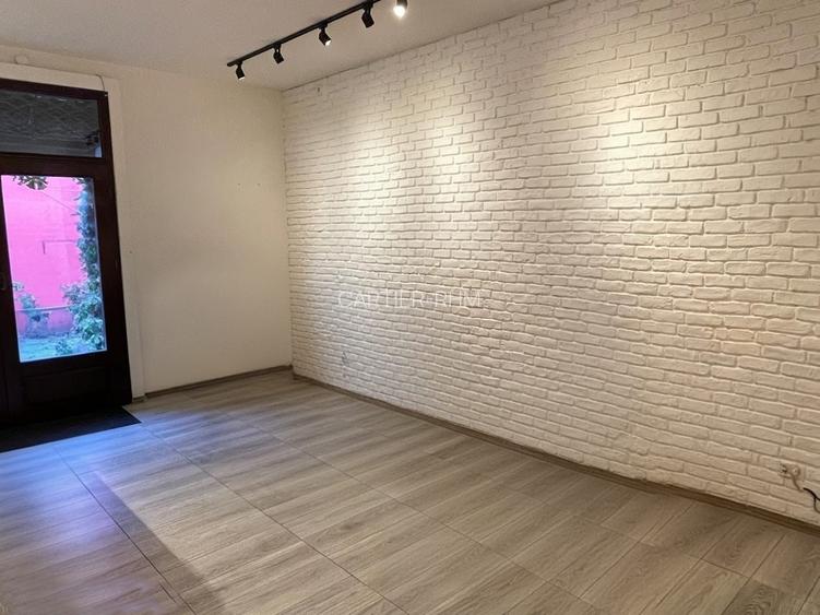 🏢 De închiriat spațiu comercial SAD – zonă ultracentrală, stradă pietonală - 4