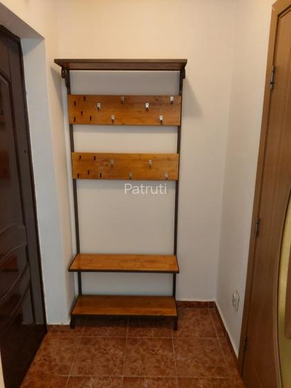 Inchiriez garsoniera strada Lorena Etaj 5 1 baie 1bucatarie 1 camera ,24 mp ,200 - 11