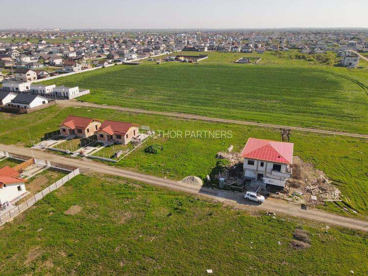 Intravilan 633mp | Deschidere 24ml | bransament curent | Str. Oituz - 4