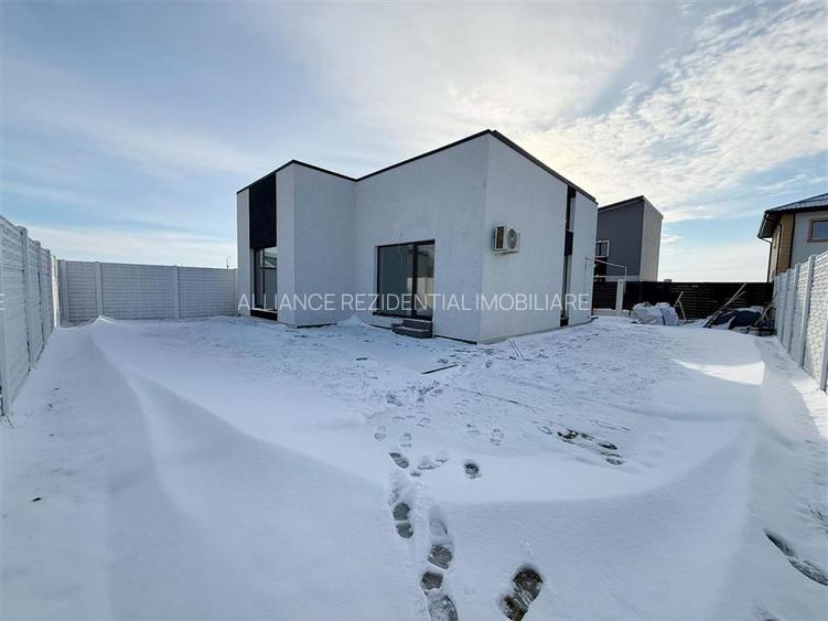 Miorita - 3 Camere - 300 teren - Mutare Imediata - 3