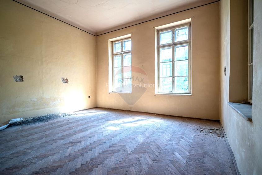 Oportunitate! Vila cu arhitectura spectaculoasa ultracentrala, Sinaia - 12