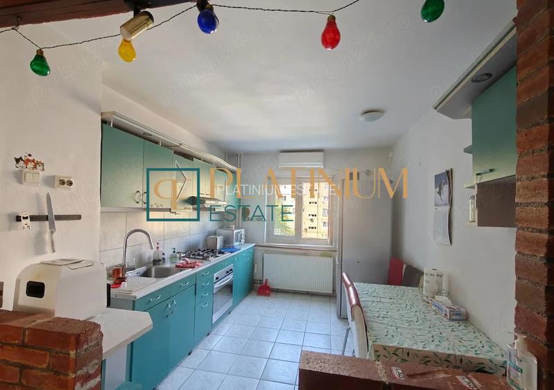 P4894 Apartament 3 camere, DECOMANDAT, 2 BALCOANE, 2 bai, Lidia, Soarelui - 10