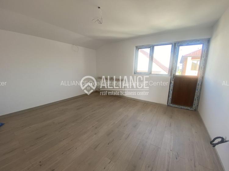 VALU LUI TRAIAN(COD 07) -Casa P+M 5 camere cu teren de 300 mp - 13