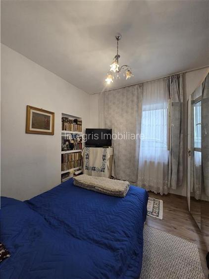 Integris Casa cu 5 camere,curte individuala,Str Gradinarilor,Oradea - 8