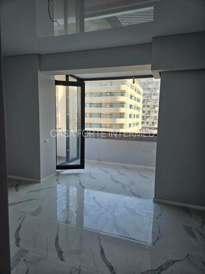 2 camere Mamaia  Building Ștefan Resort 2  82000 € - 7