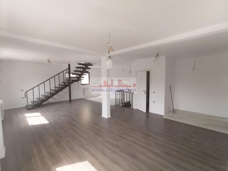 Vanzare Casa Otopeni   D + P + M - 5