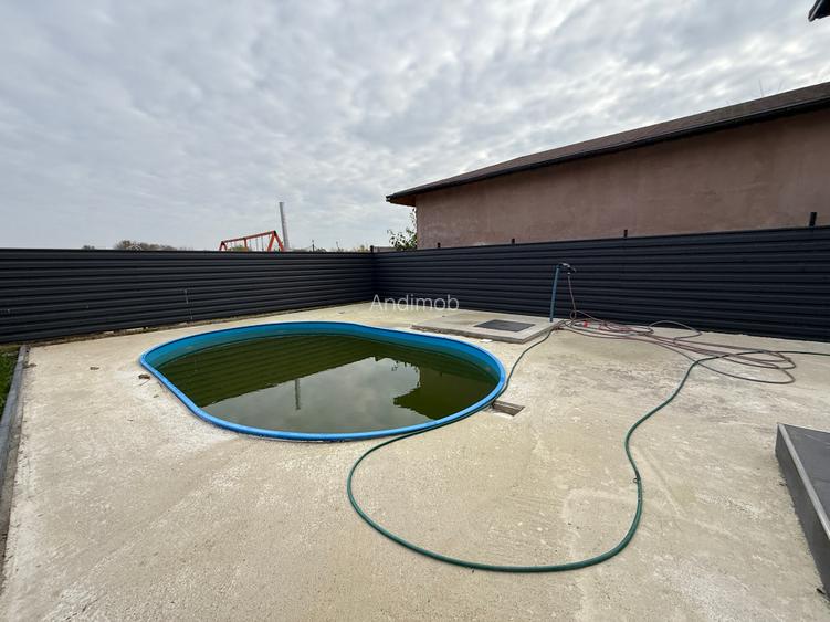 Vilă contemporană , finalizată în 2024, situată pe o stradă privată. - 20