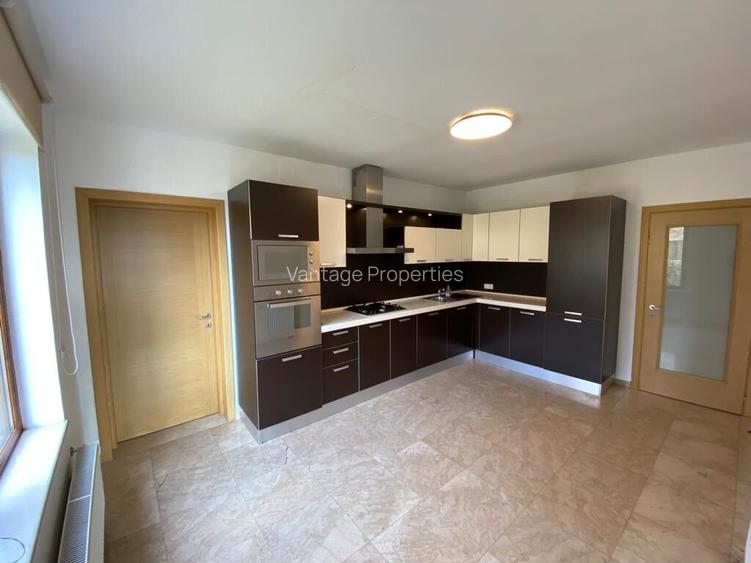 Individual villa | complex with swimming pool and tennis court | Iancu Nicolae - 8