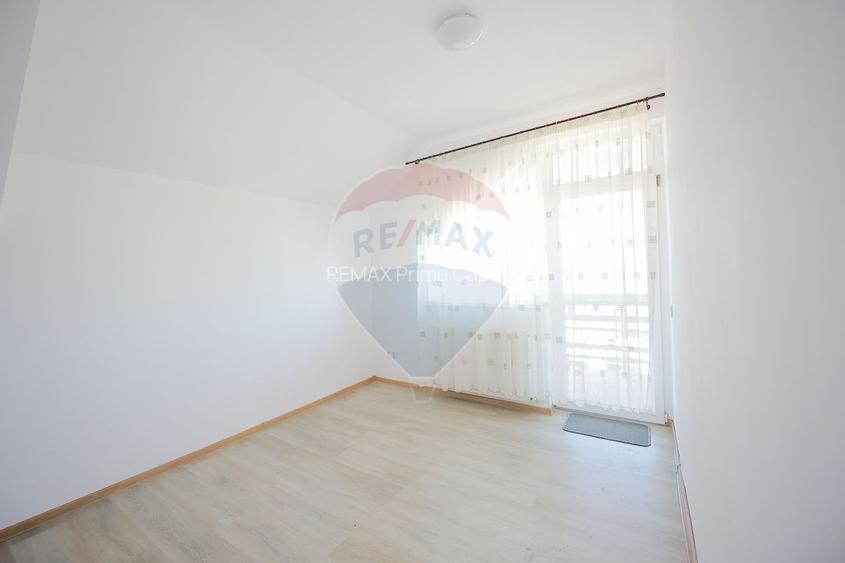 Casa cu 5 camere de vanzare in zona Episcopia Bihorului - 11