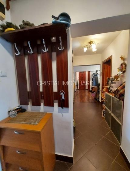 Apartament 3 camere, etaj 7, panoramic, boxă, zona Sebastian - 9