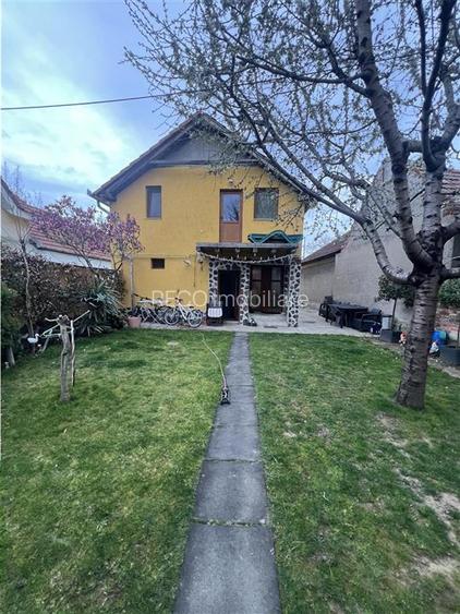 RECO Vila P+M 3 camere in Nufarul - 10