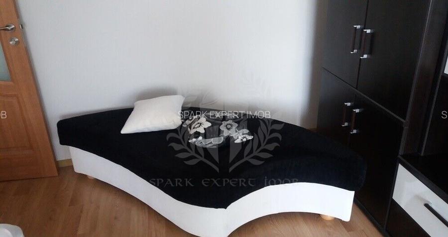 2 CAMERE // 9 MAI // ZONA LINISTITA - 2