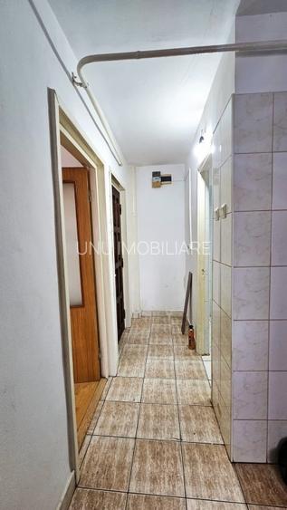 1 Camera Decomandat 32mp zona Nicolina 1 - 3