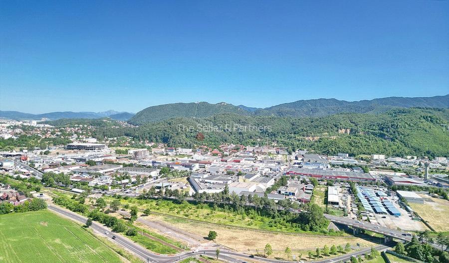 Teren intravilan cu PUZ - 19