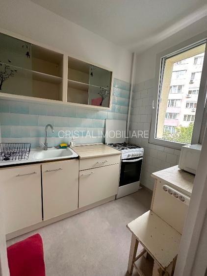 Garsonieră renovată, etaj 5, pet friendly, spațioasă, metrou Titan - 5