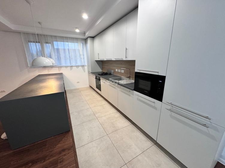 Apartament spatios in vila - cu curte - 8