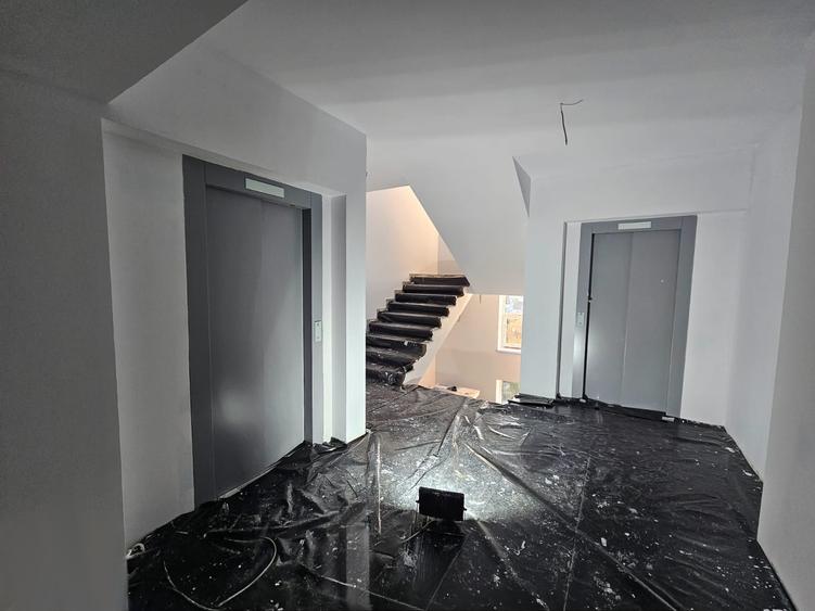 311cef14-fb93-4d3a-9f7c-7c747a4301e5 - 4