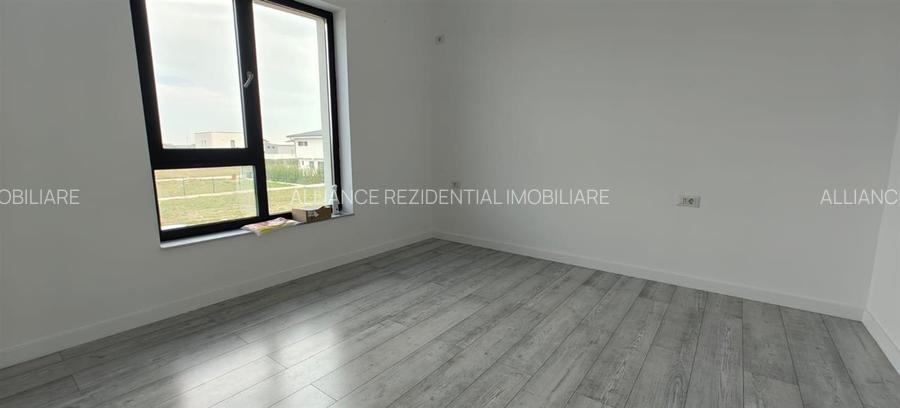 Casa individuala - 4 camere - 3 bai - 110 mp utili - 10