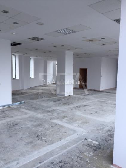 Premium Office Building Asset | 2.041 mp Su Totala | Ultracentral București - 25