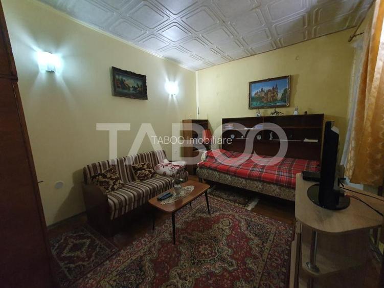 Apartament de inchiriat 2 camere la casa 40 mp utili + curte - 4