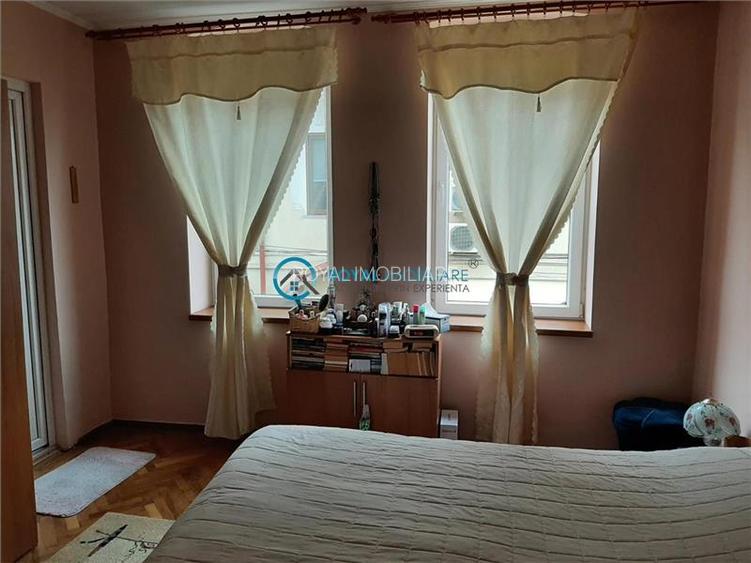 Royal Imobiliare - Vanzare Vila Zona Centrala - 8