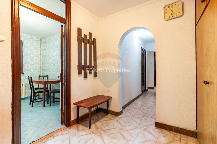 Apartament cu 3 camere de vânzare în zona Sebastian - 3