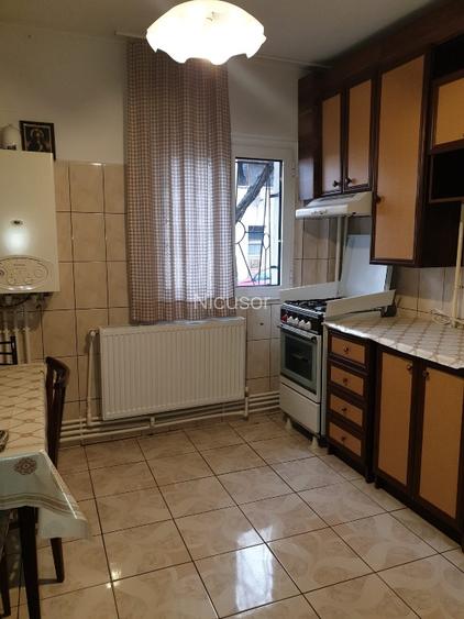 Ofer spre închiriere apartament cu 1 camera in Brăila Bvd Dorobantilor - 5