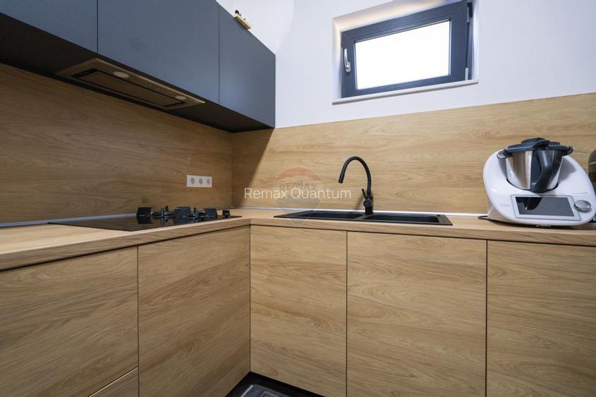 Casă / Vilă cu 5 camere de vânzare în zona Dealuri Oradea - 7