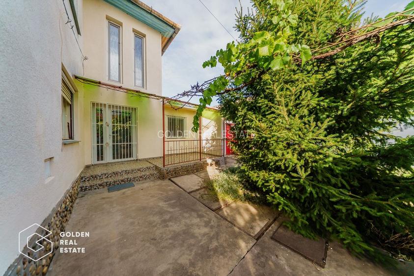 Vila superba, P+E,  Cuvin, 9 camere, 200 mp si teren 1300 mp plus anexa 3 camere - 29