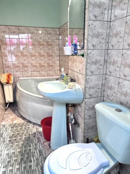 APARTAMENT 3 CAMERE I DECOMANDAT I ETAJ 2 I MOBILAT I CETATE STADION I - 9
