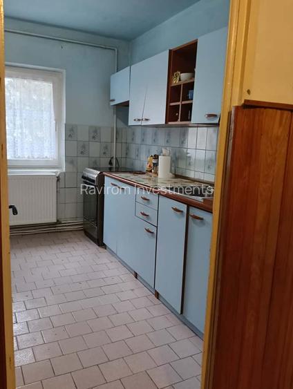 Apartament doua camere, eventual trei, mobilat utilat complet, etaj 1, Narcisa - 2