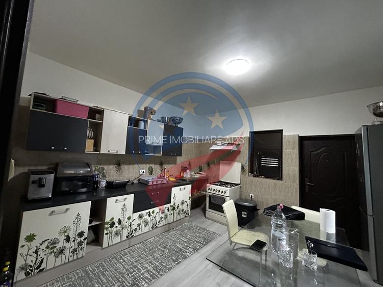 Casă spațioasă P+1+M pe teren de 902 mp – ideală pentru familie - 3