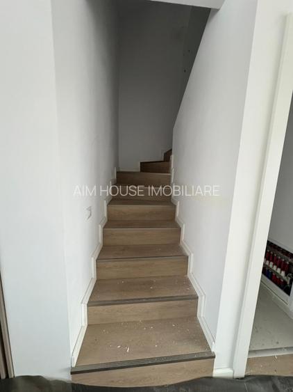 VILE MODERNE ÎN COMPLEX DE CASE ÎNȘIRUITE – STR. EROULUI, CHIAJNA - 8