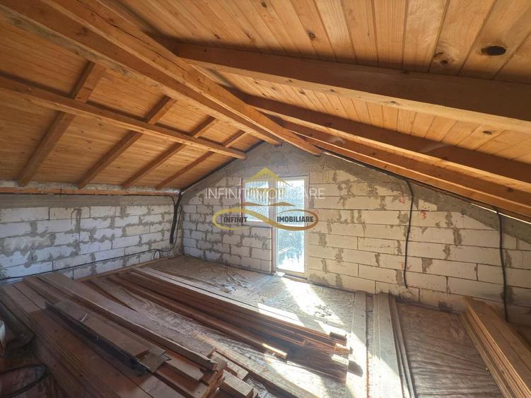 Casă P+M la roșu + teren 1.239 mp – Sărata (Bacău) – 74.900 € - 8