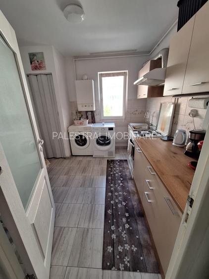 Apartament 2 camere zona Garii,renovat,parcare,99500 Euro - 8