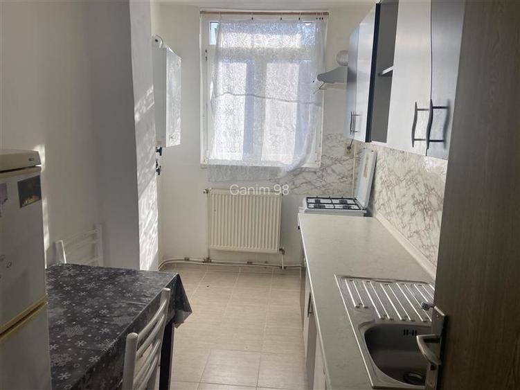 Garsoniera de inchiriat , cartier Sud , 35 mp, decomandata , renovata , mobilata - 5