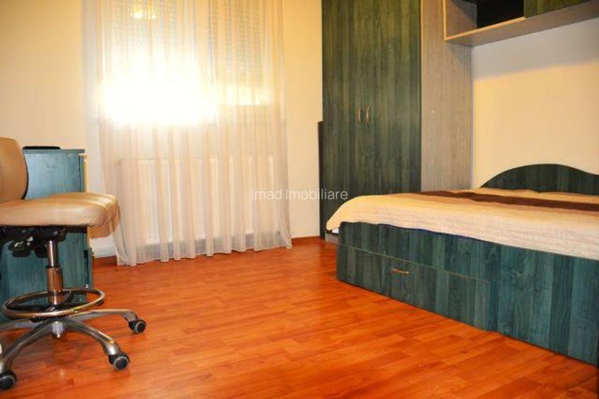 Apartament spatios de inchiriat! 3 dormitoare+open space Targoviste, Micro 11. - 5