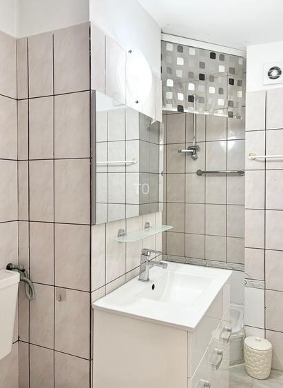 APARTAMENT CU 4 CAMERE AFLAT PE BD DECEBAL APROAPE DE PTA ALBA IULIA - UNIRII - 9