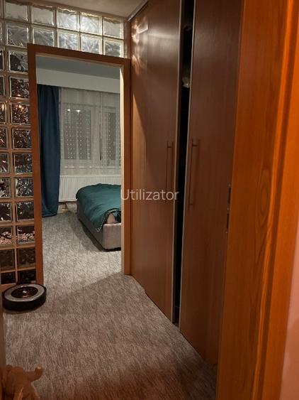 Vând apartament 3 camere decomandate zona ciresica - 7