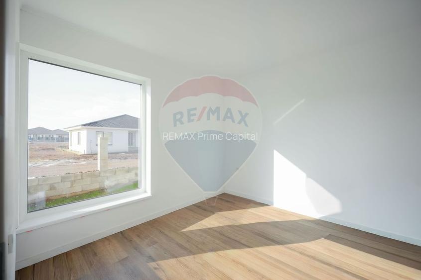 Casă pe nivel de vânzare cu 3 dormitoare, 500 mp teren – Sântandrei - 7