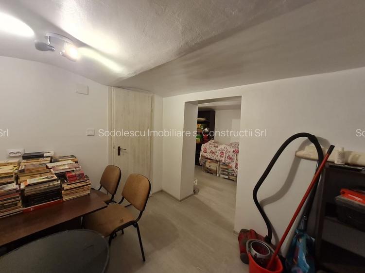 Apartament 2 camere,curte comuna/4 proprietari - 8