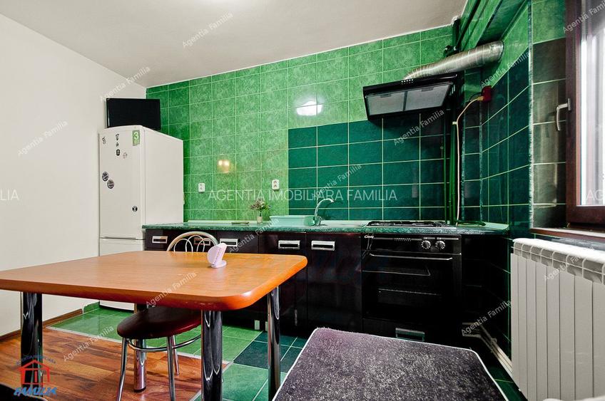 Vanzare apartament cu 2 camere, centru( Egreta, bloc din 90''), parter - 11