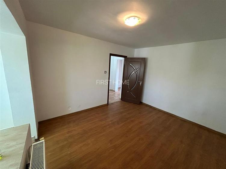 Apartament cu 3 camere de vanzare, zona Piata Moldovei - 4