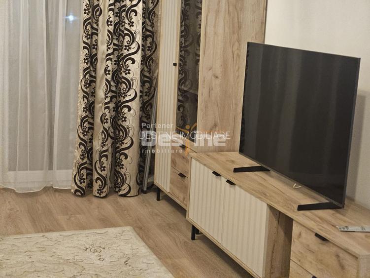 Apartament cu 2 camere decomandat, cu loc de parcare si balcon, zona Coresi - 3