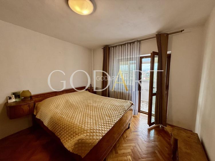 Apartament 4 camere | Bloc 1990 | 3 balcoane | Vedere panoramica - 4