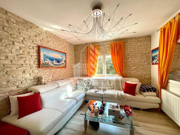 Vila cu terasa si piscina in Zadareni - 7