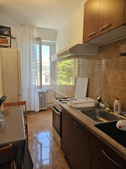 Apartament de vanzare 2 camere decomandate zona Centru-Piata Unirii - 3