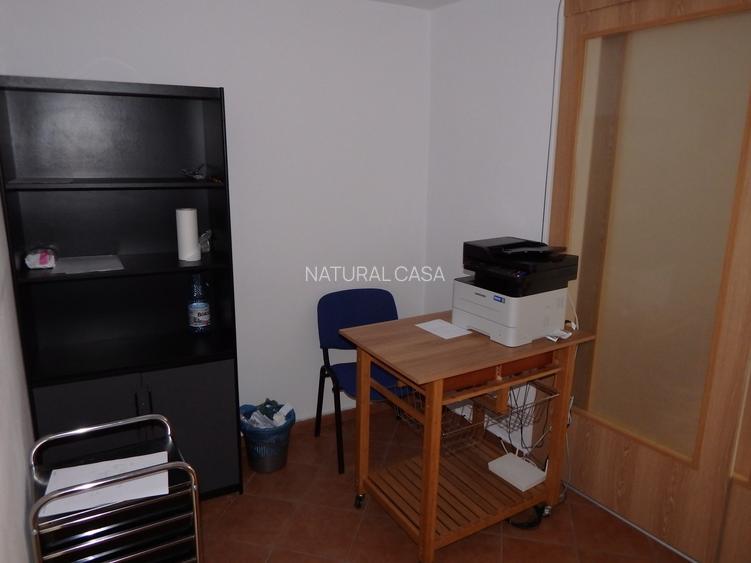 Spatiu birouri sau cabinet zona centala - 11