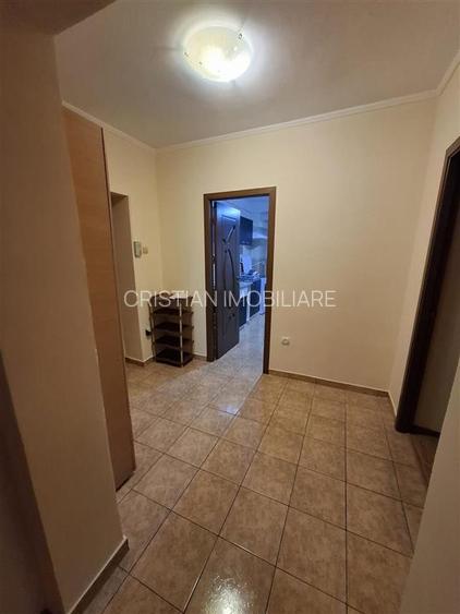 ULTRACENTRAL Bariera 2 cam 84mp, etaj 1 bloc cu lift Mobilat si Utilat - 9