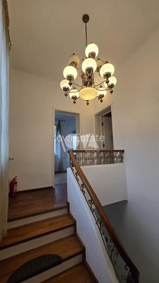 De închiriat: vilă interbelică - stradal - Berzei-190 mp utili - Curte - 10